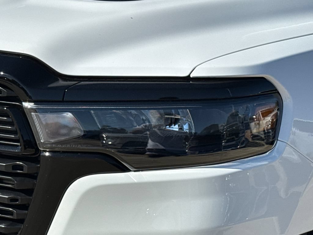 New 2026 RAM 1500 Express AWD/4WD image 4