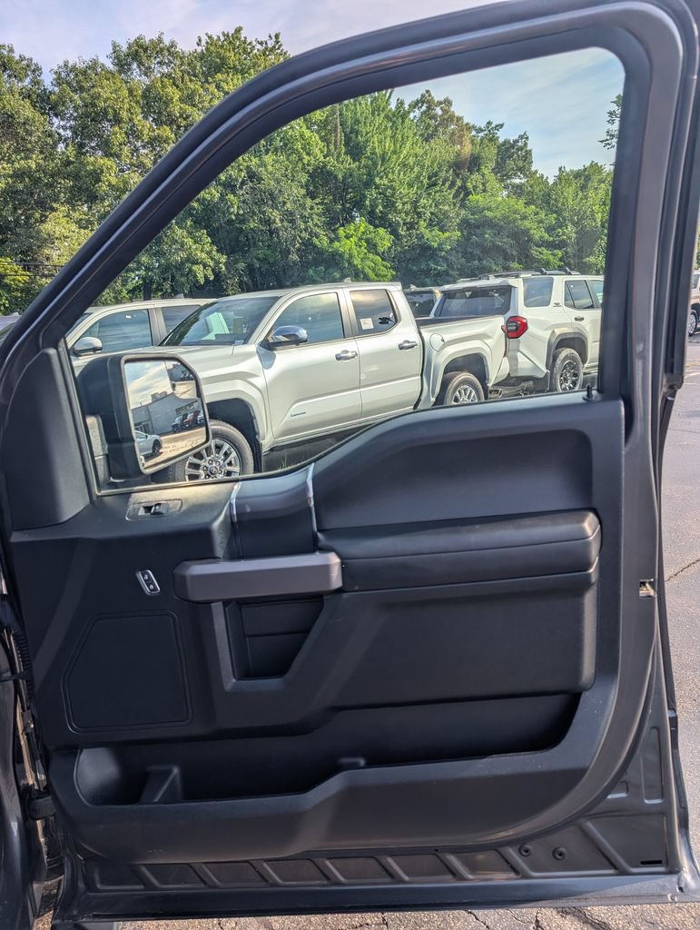 Used 2020 Ford F150 XLT w/ Equipment Group 302A Luxury AWD/4WD image 18