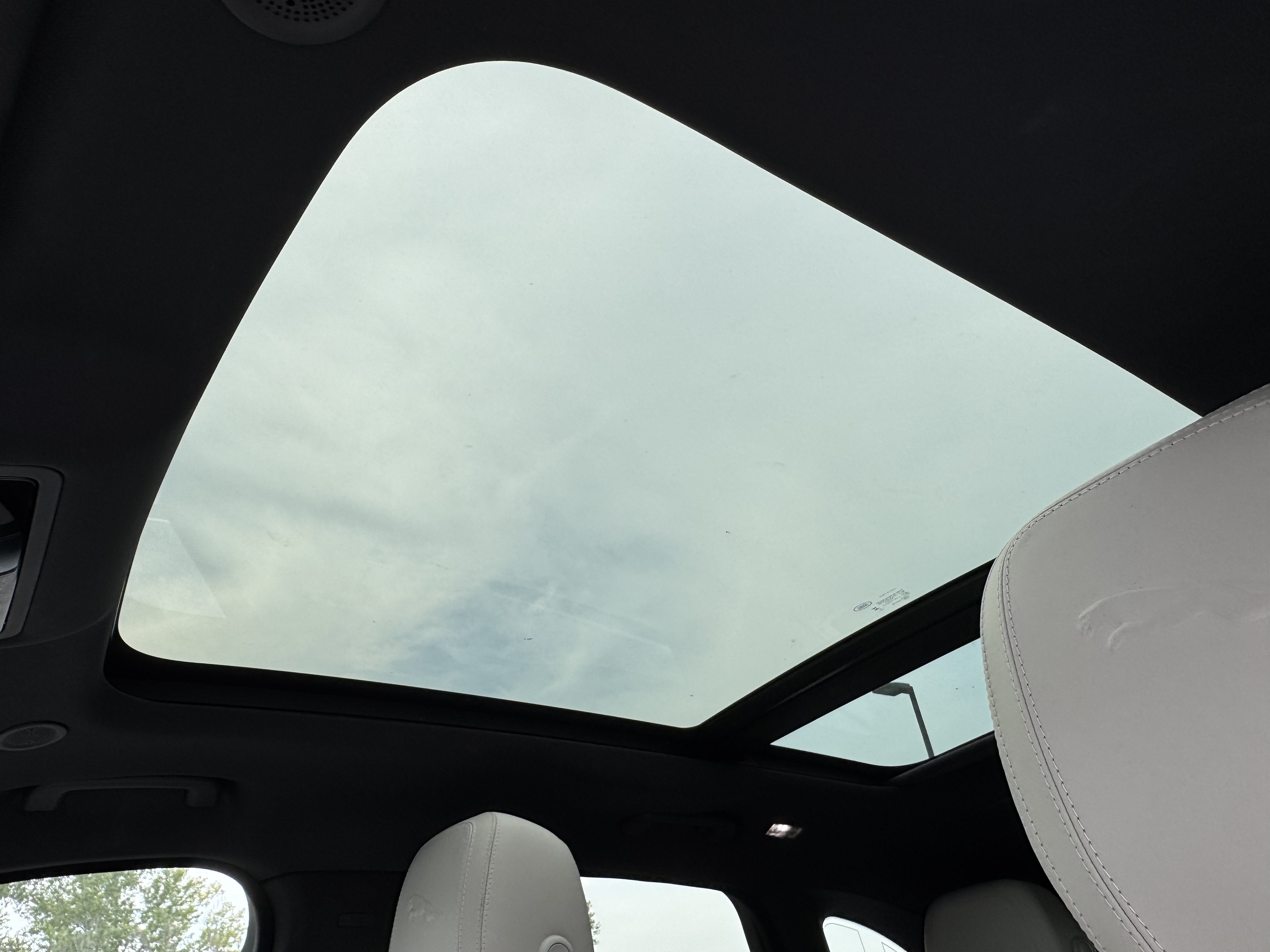 Certified 2024 Jaguar F-PACE R-Dynamic S AWD/4WD image 26