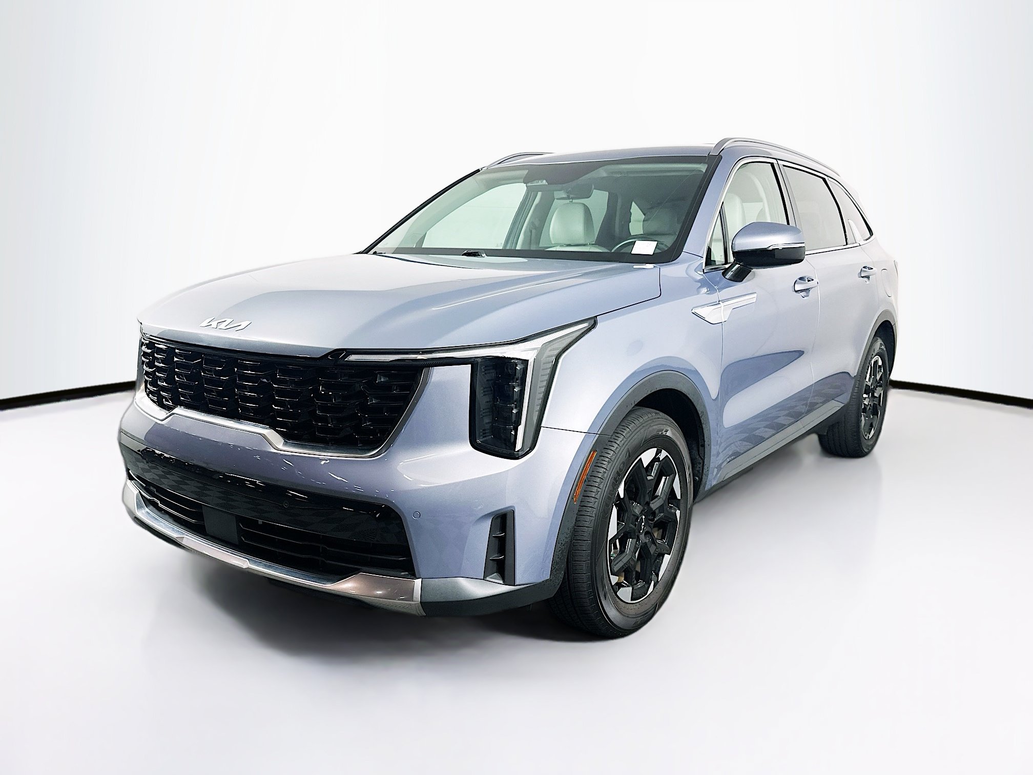 Used 2024 Kia Sorento S FWD image 3