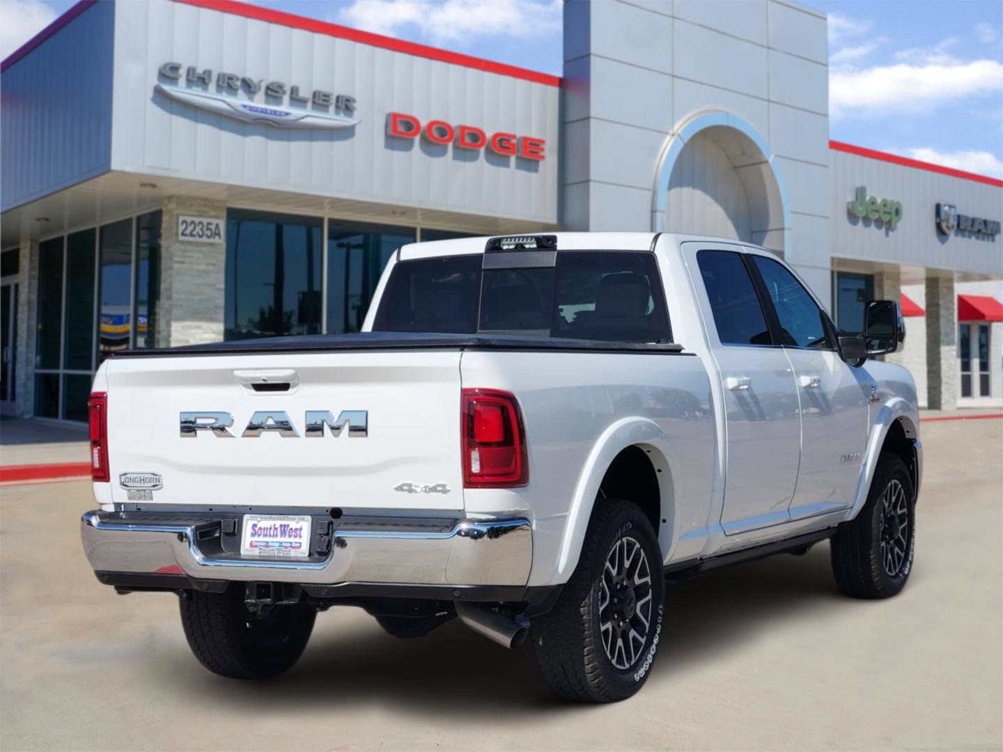New 2026 RAM 2500 Limited AWD/4WD image 5