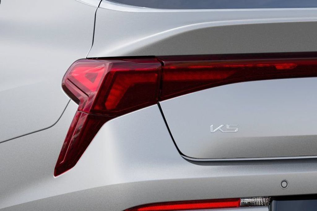 New 2026 Kia K5 GT FWD image 13