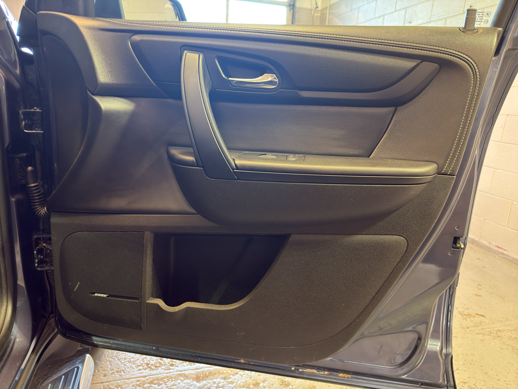 Used 2014 Chevrolet Traverse LT w/ LPO, 'HIT The Road' Package AWD/4WD image 21
