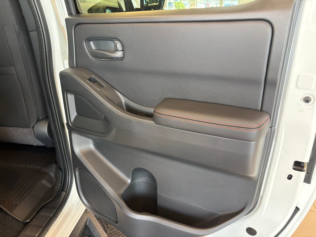 New 2026 Nissan Frontier PRO-4X w/ Pro-4x Convenience Package AWD/4WD image 25