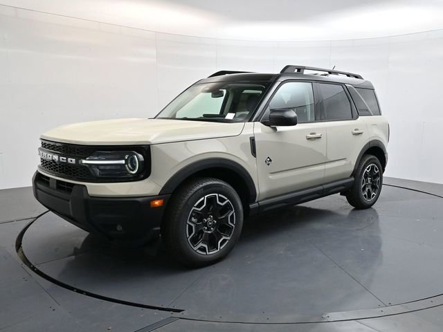 Used 2025 Ford Bronco Sport Outer Banks image 4