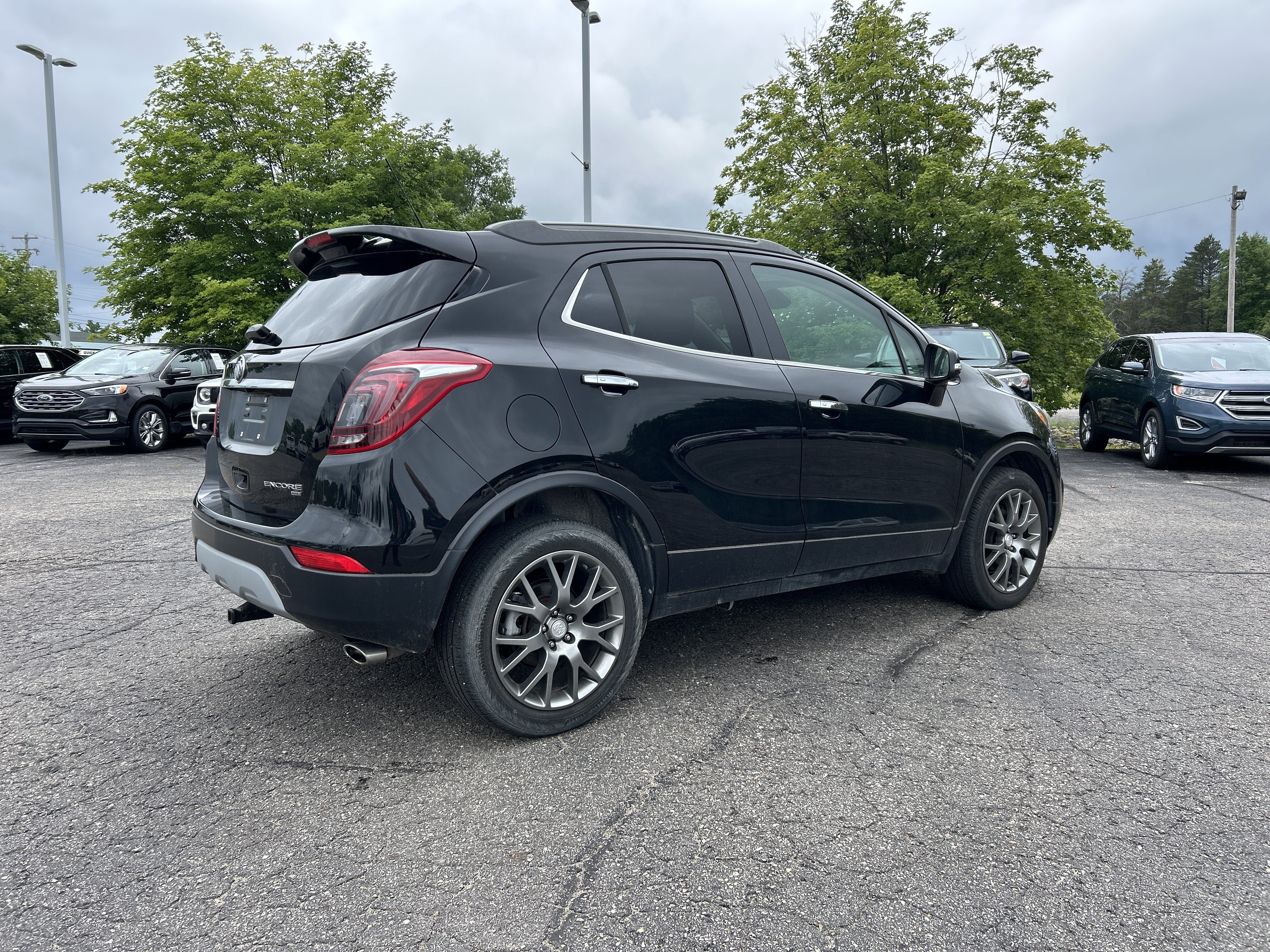 Used 2019 Buick Encore Sport Touring w/ Safety Package AWD/4WD image 4
