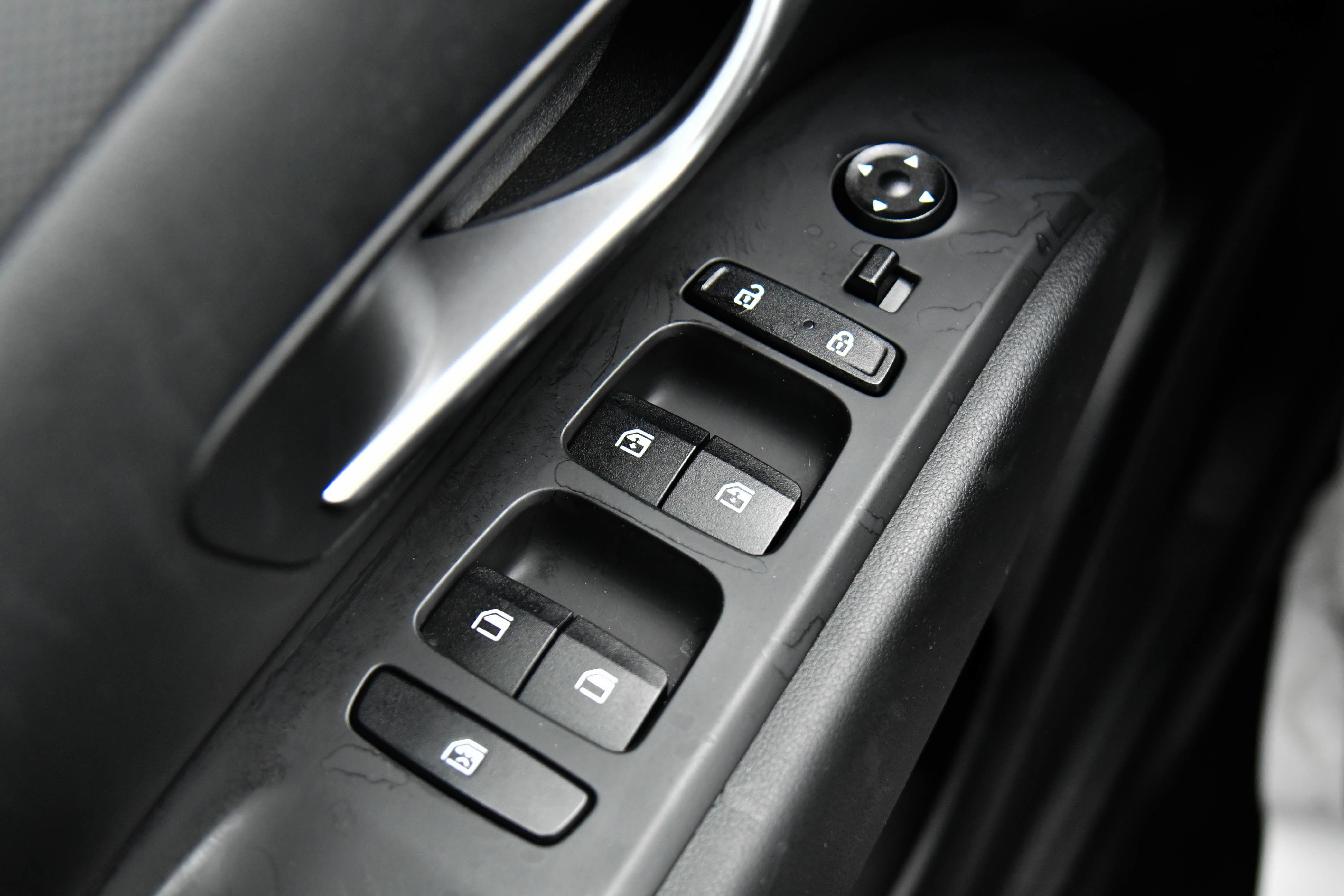 Used 2024 Hyundai Santa Cruz SEL image 33