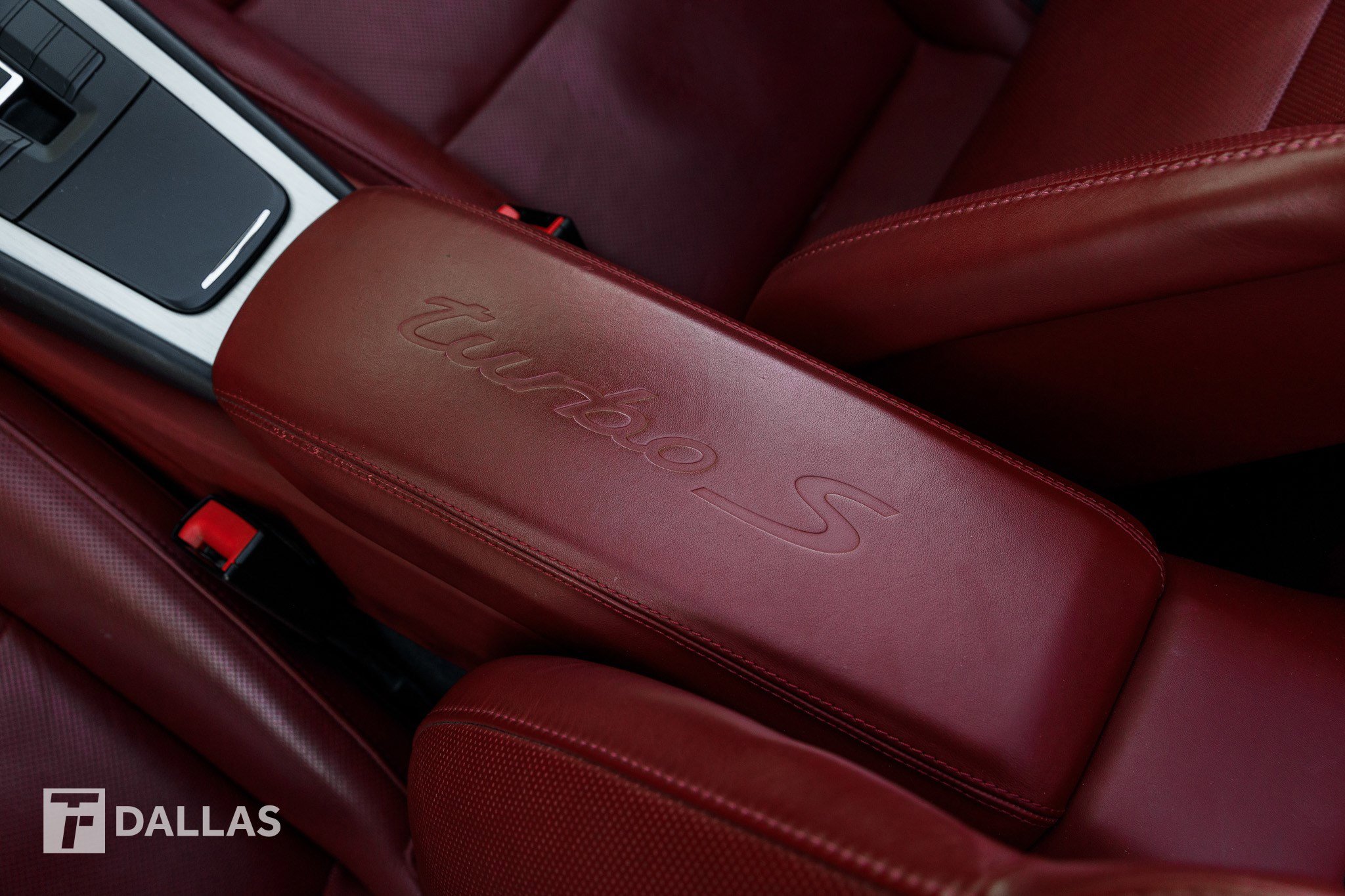 Used 2017 Porsche 911 Turbo S image 33