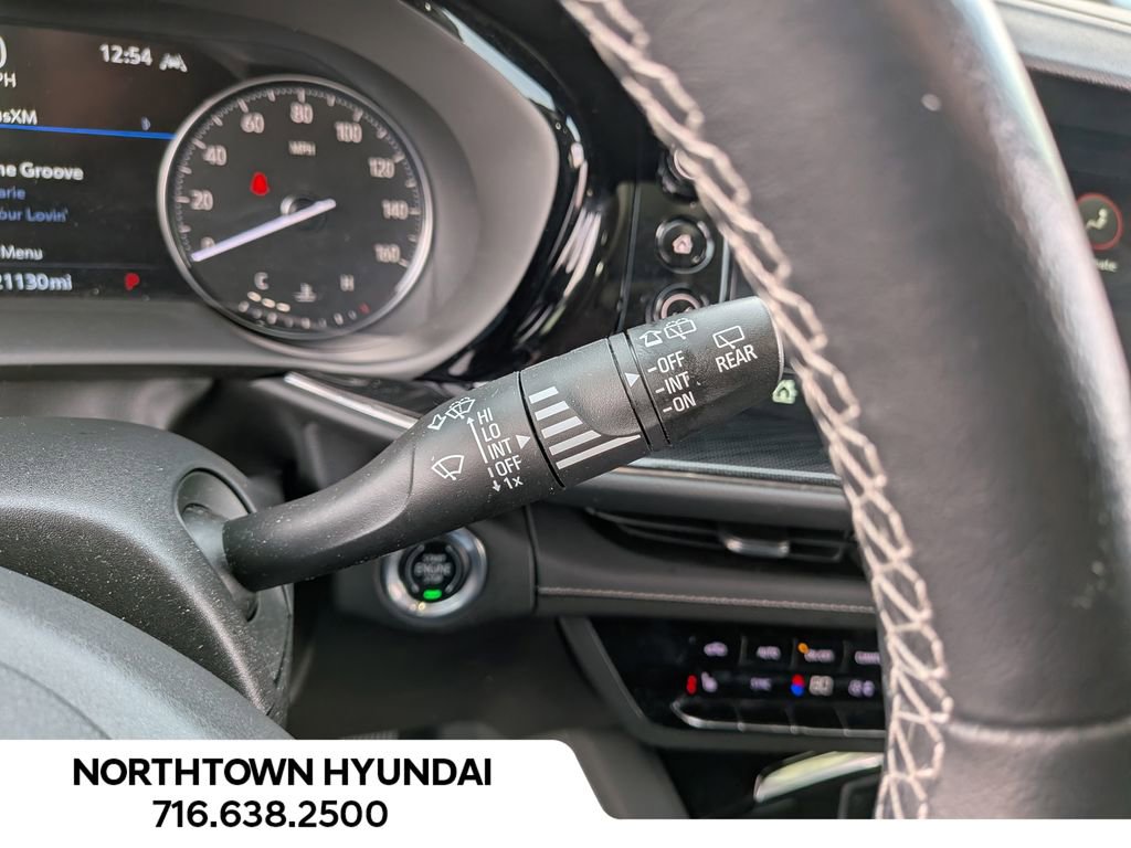 Used 2023 Buick Envision Essence image 25