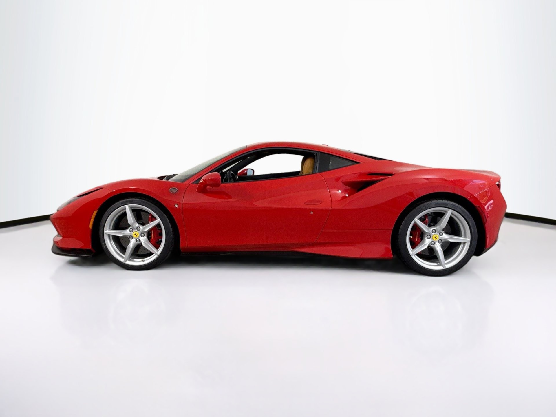 Certified 2020 Ferrari F8 Tributo RWD image 4