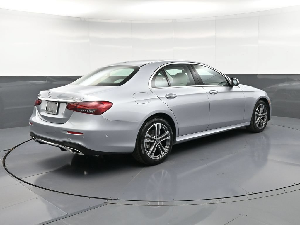Used 2023 Mercedes-Benz E 350 4MATIC Sedan image 8
