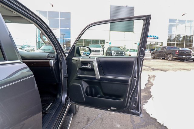 Used 2019 Toyota 4Runner Limited image 45