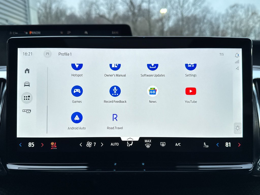 New 2025 Ford Expedition Max Platinum w/ Stealth Performance Package image 17