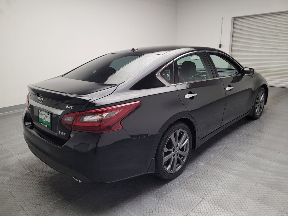 Used 2018 Nissan Altima 2.5 SR w/ SR Special Edition image 9