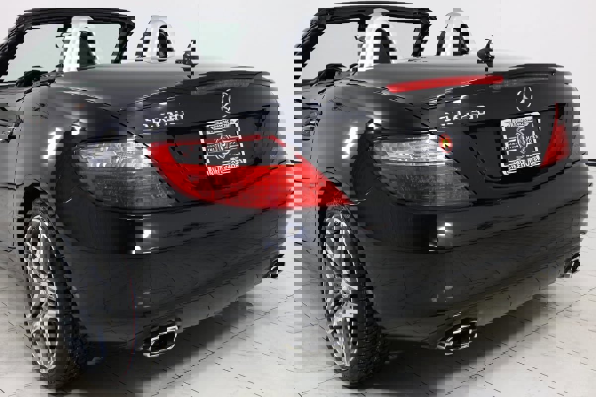 Used 2014 Mercedes-Benz SLK 250 image 46