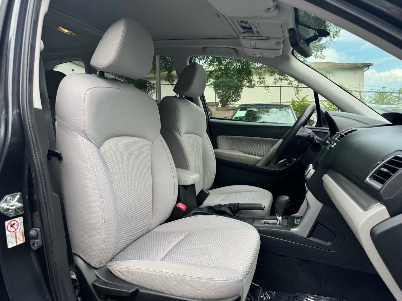 Used 2017 Subaru Forester 2.5i Premium w/ All-Weather Package AWD/4WD image 18
