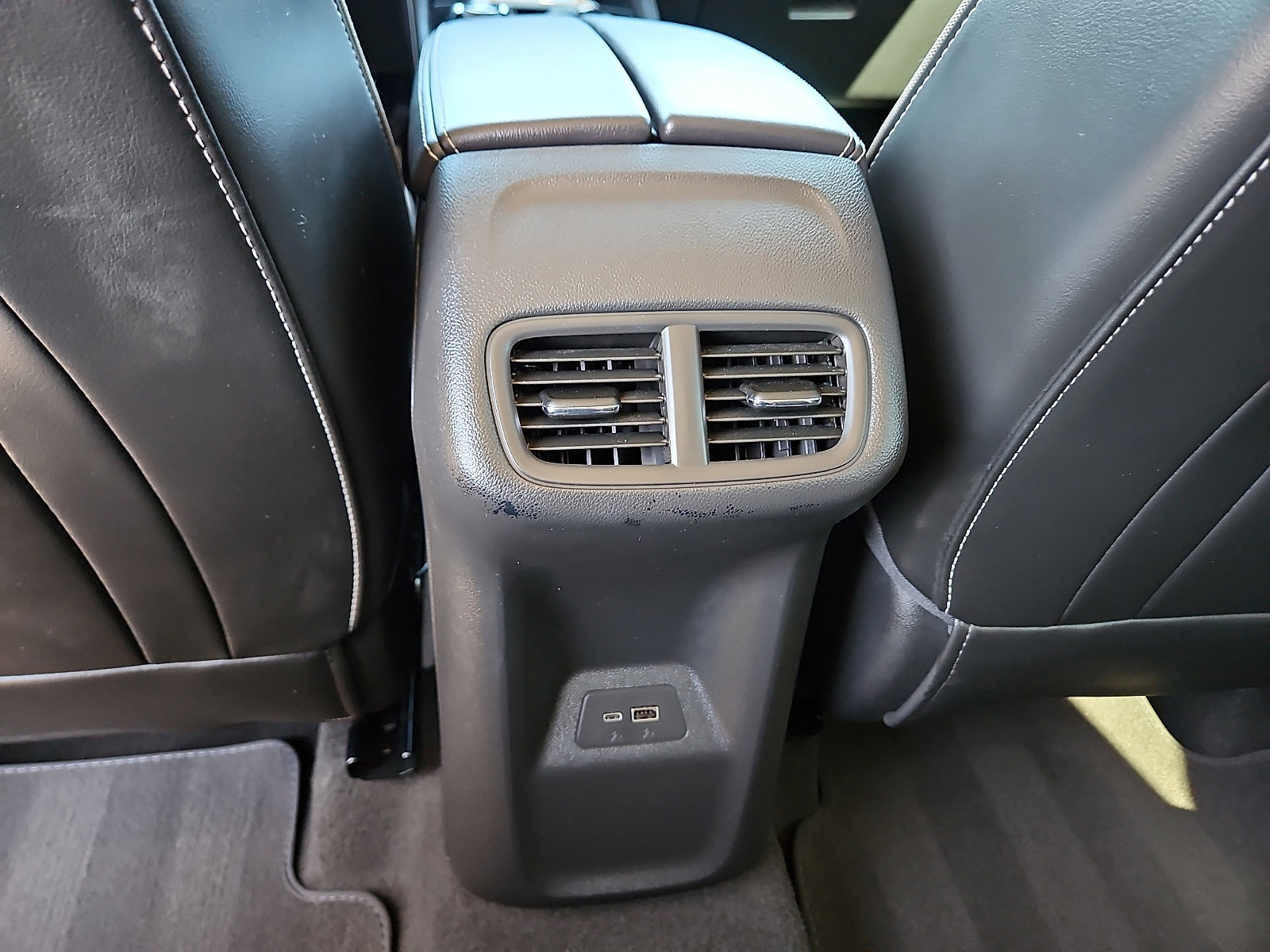 Used 2025 Buick Envision Sport Touring AWD/4WD image 9
