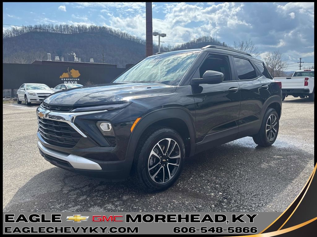 Used 2025 Chevrolet TrailBlazer LT