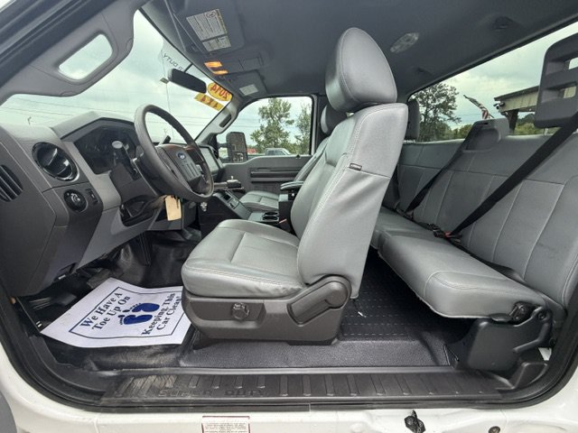 Used 2014 Ford F250 XL AWD/4WD image 11