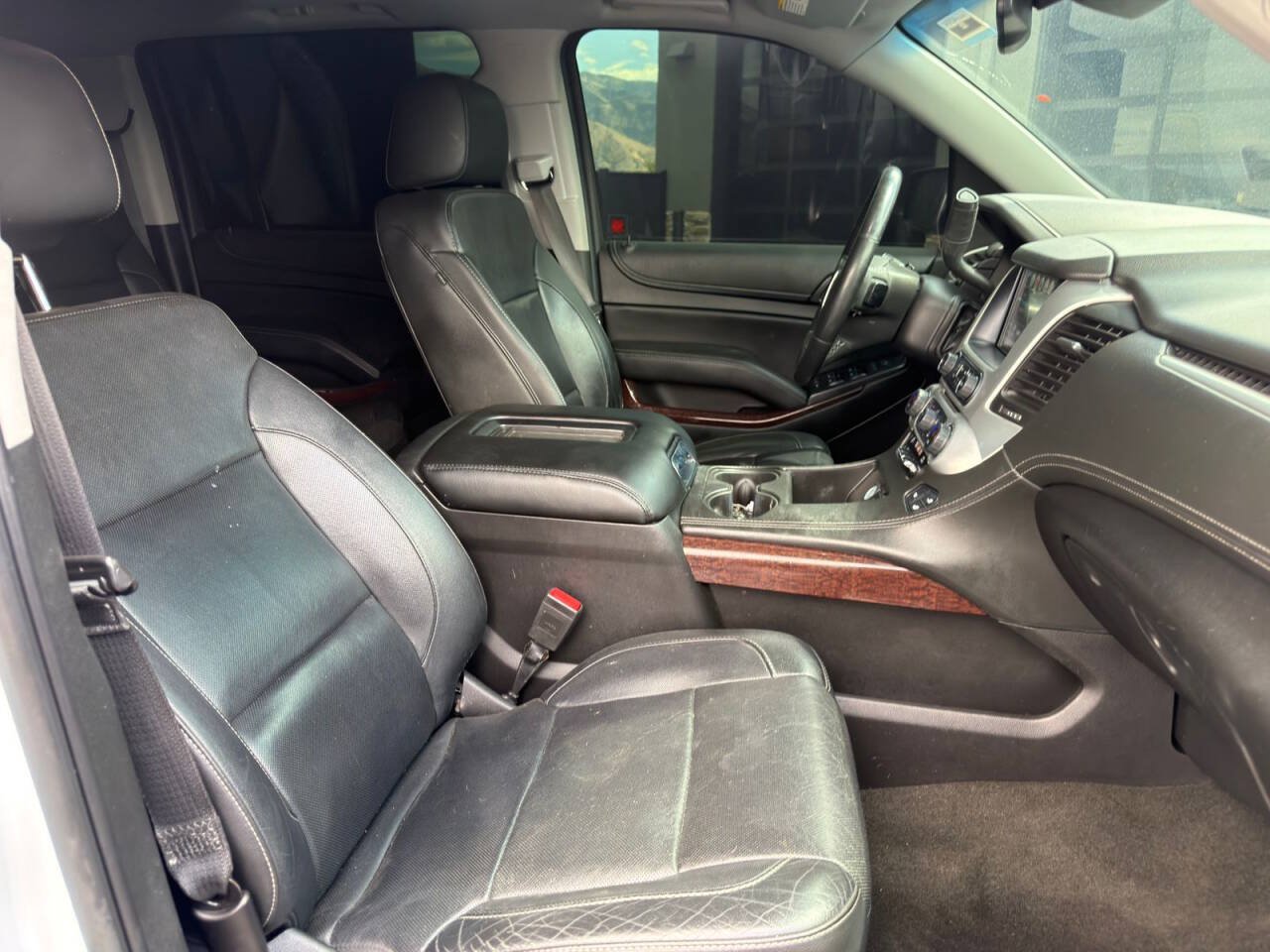 Used 2018 GMC Yukon XL SLT w/ Open Road Package AWD/4WD image 13