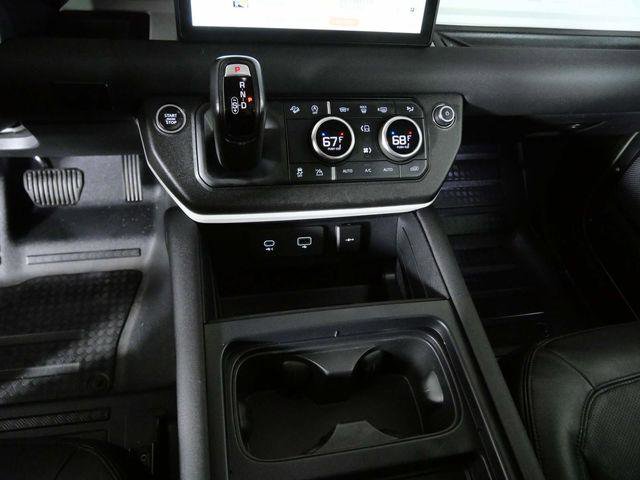 Used 2022 Land Rover Defender 110 SE image 19