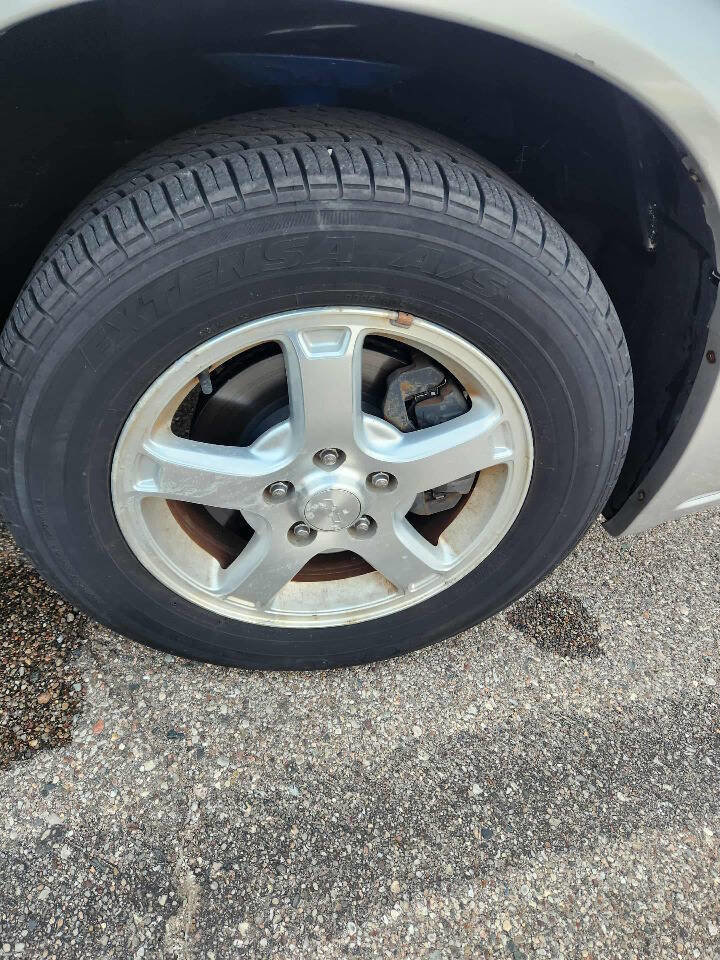 Used 2005 Chevrolet Impala LS w/ Sun And Sound Package image 27