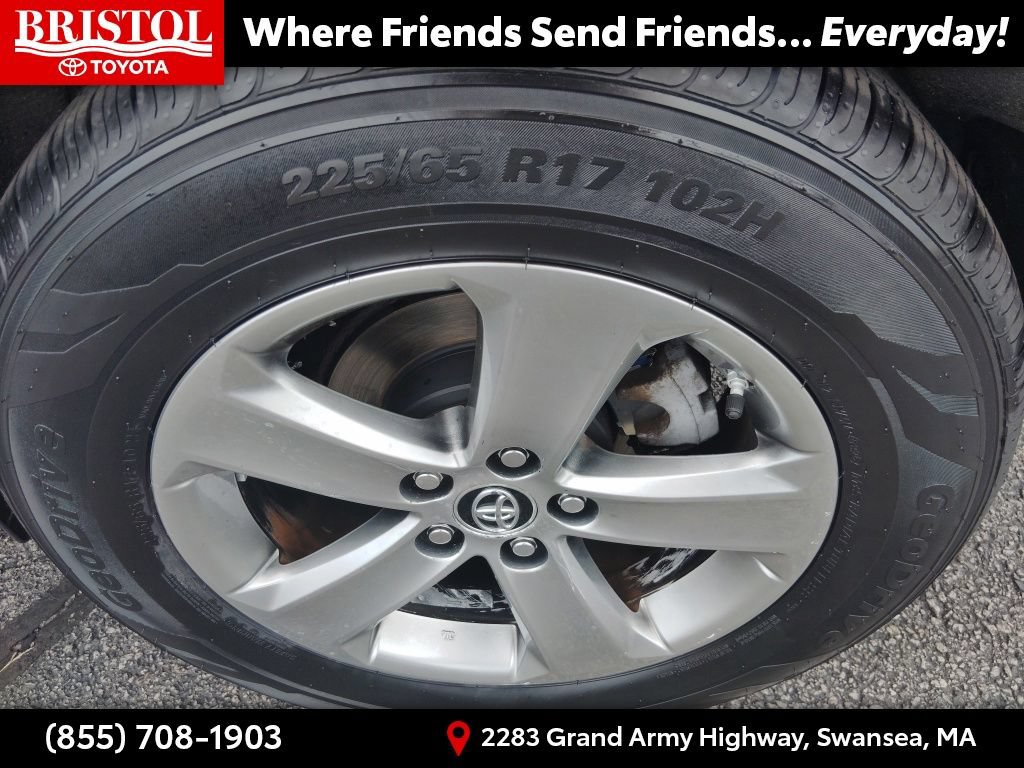 Used 2015 Toyota RAV4 XLE AWD/4WD image 12