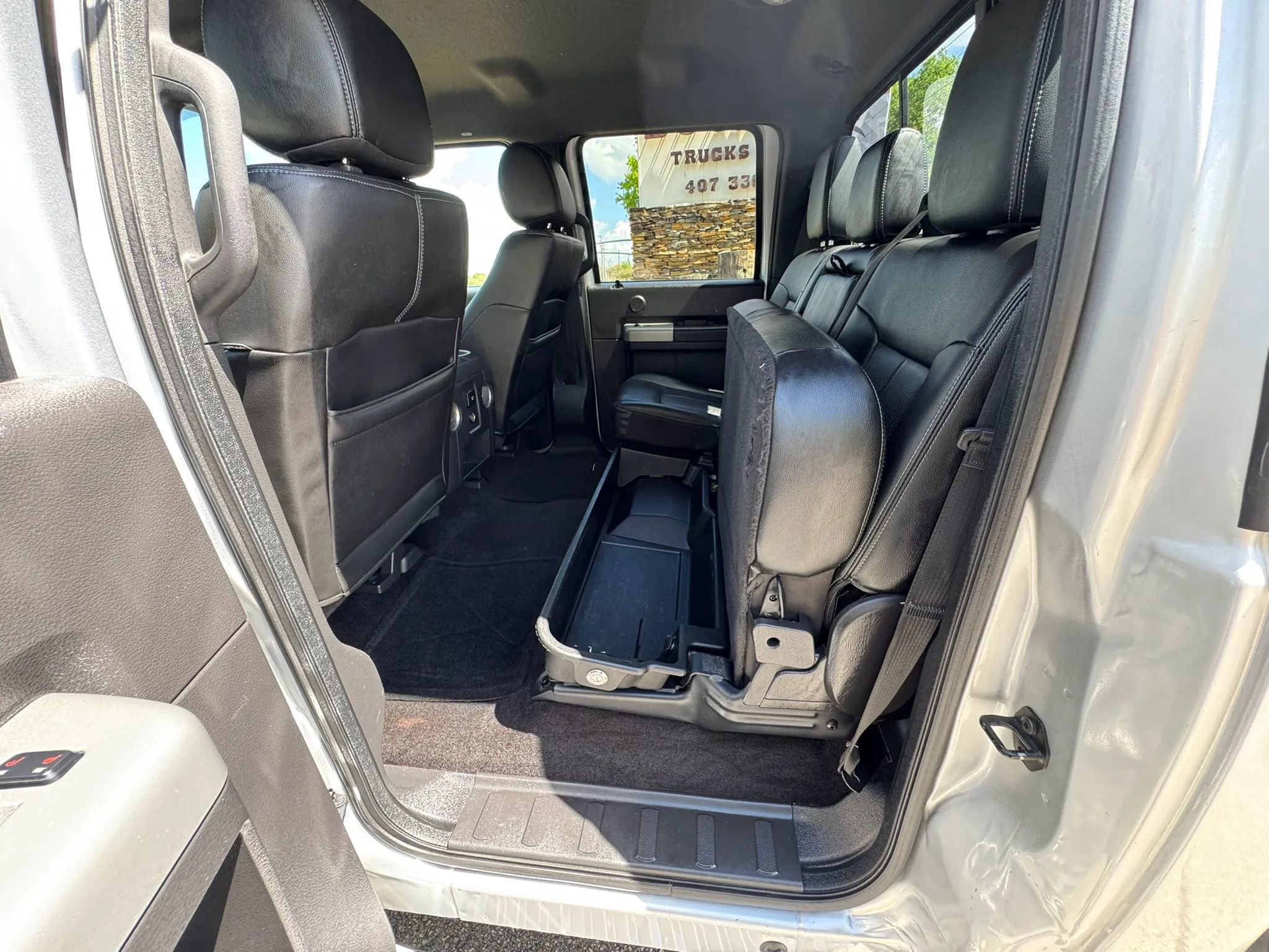 Used 2015 Ford F350 Lariat w/ Chrome Package image 25