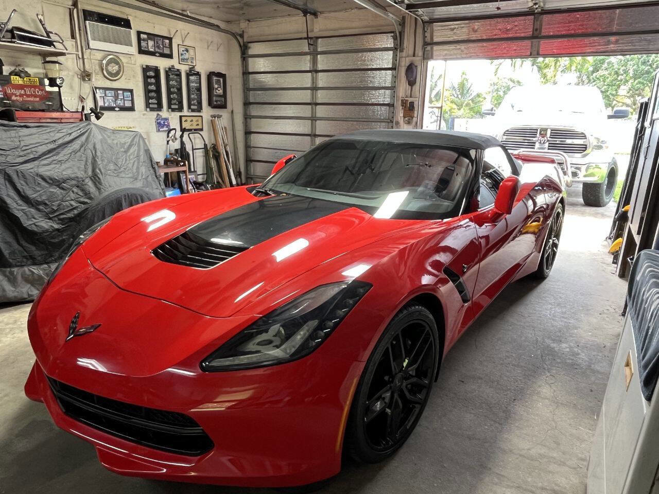 Used 2014 Chevrolet Corvette Stingray Convertible w/ Battery Protection Package image 9