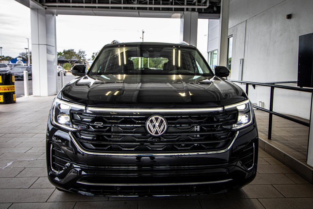 New 2026 Volkswagen Atlas SEL Premium R-Line image 8