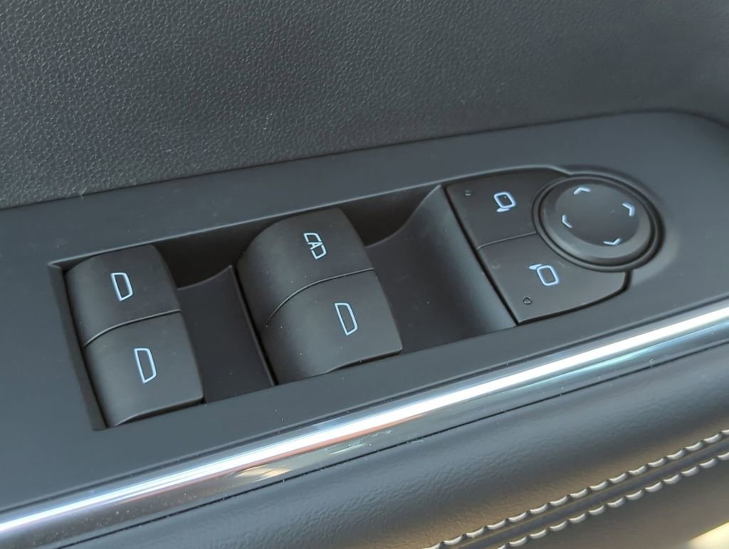 New 2026 GMC Acadia Elevation w/ Elevation Premium Package AWD/4WD image 24