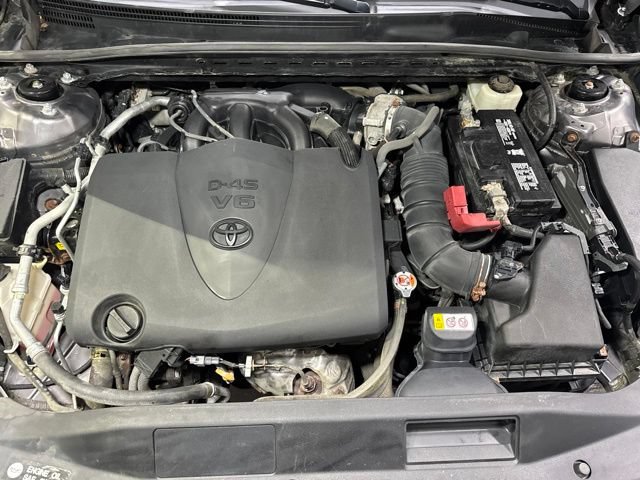 Used 2018 Toyota Camry XSE FWD image 8