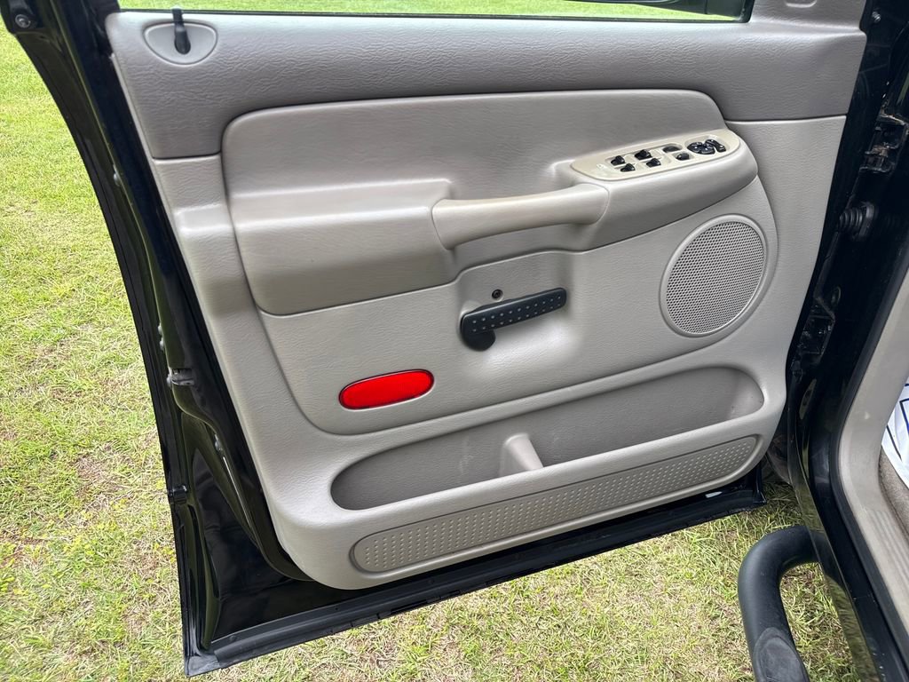 Used 2004 Dodge Ram 2500 Truck SLT w/ Trailer Tow Group image 10