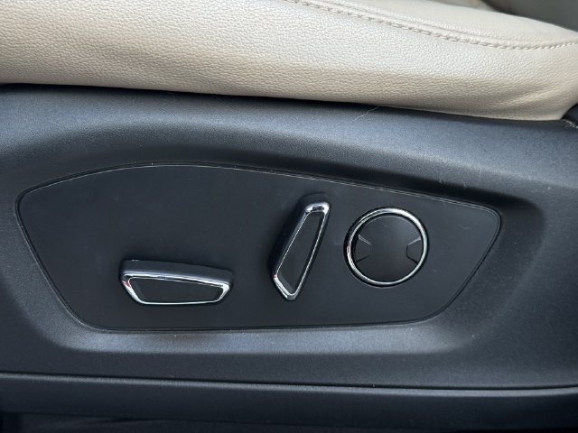 Used 2020 Ford Explorer Limited AWD/4WD image 28