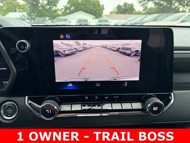 Used 2025 Chevrolet Colorado Trail Boss AWD/4WD image 23