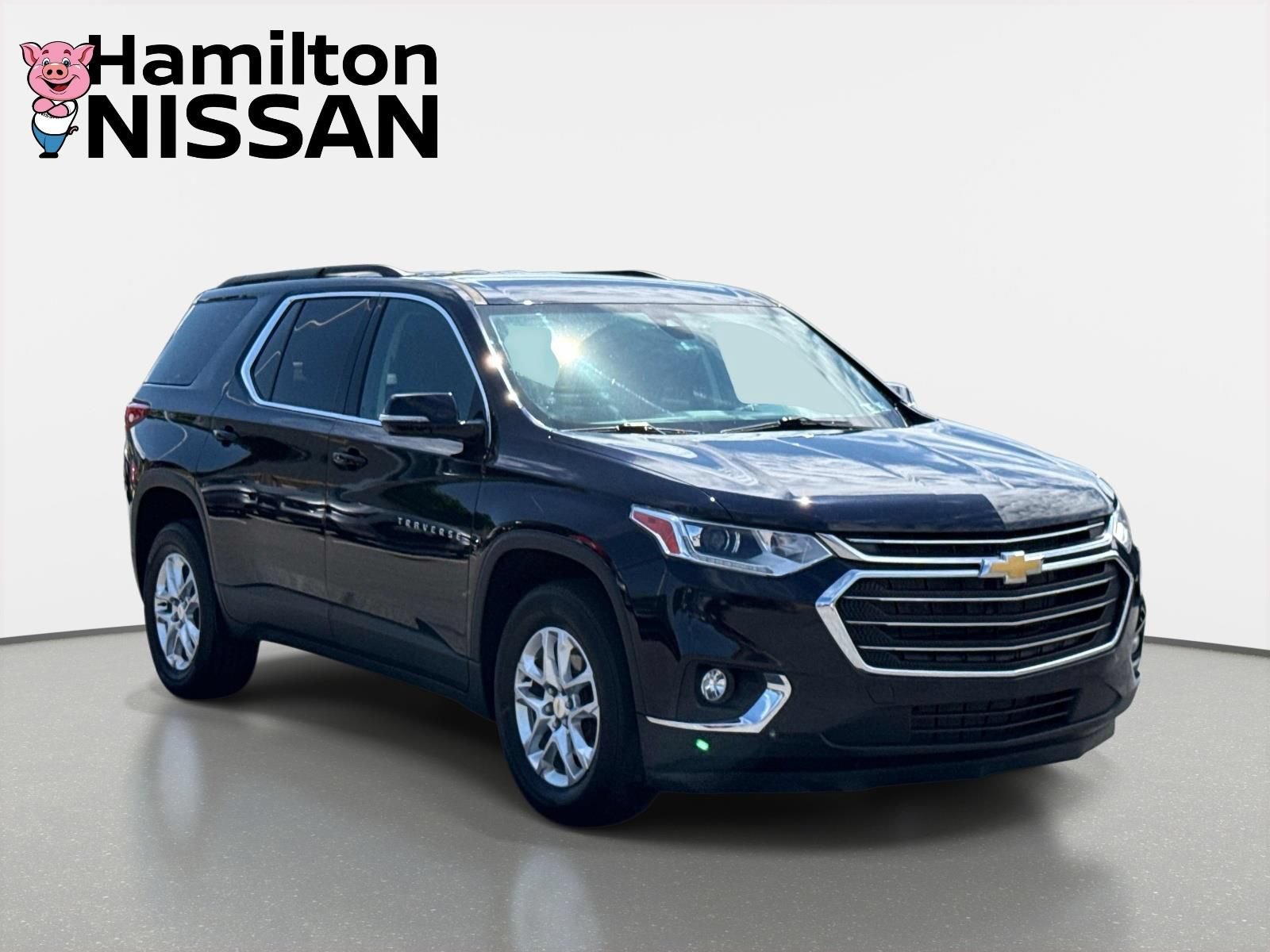 Used 2020 Chevrolet Traverse LT w/ Driver Confidence II Package AWD/4WD image 1