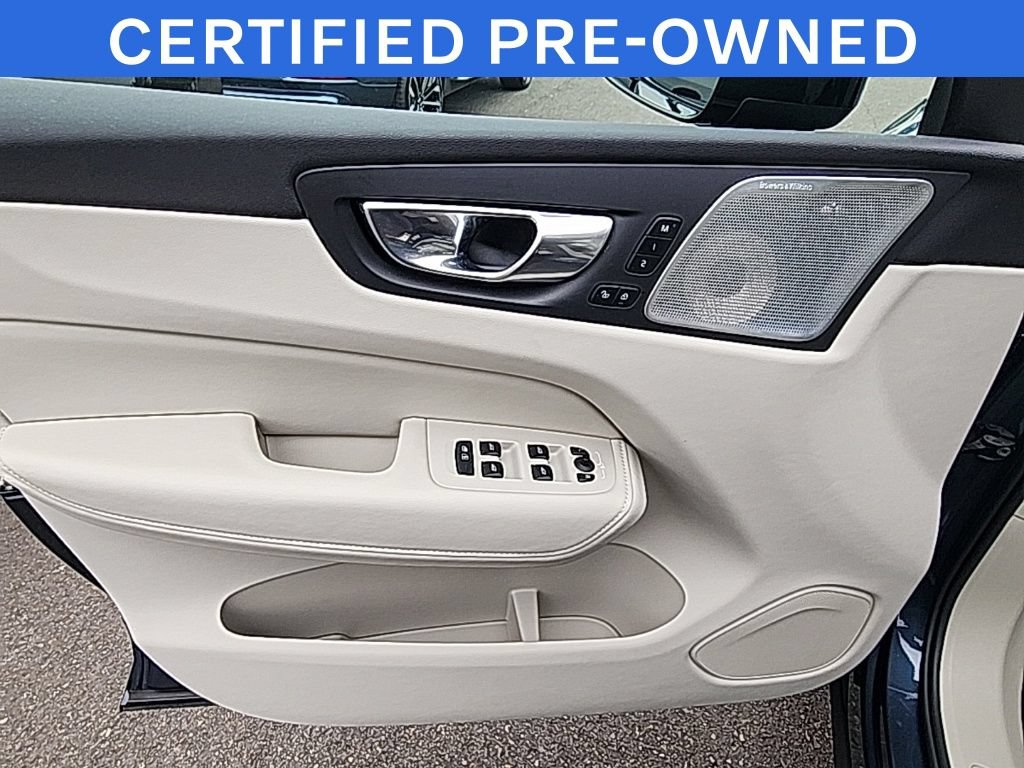 Certified 2024 Volvo XC60 T8 Ultimate w/ Protection Package Premier AWD/4WD image 10