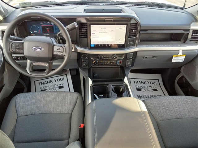 New 2025 Ford F350 XLT w/ Black Appearance Package image 10
