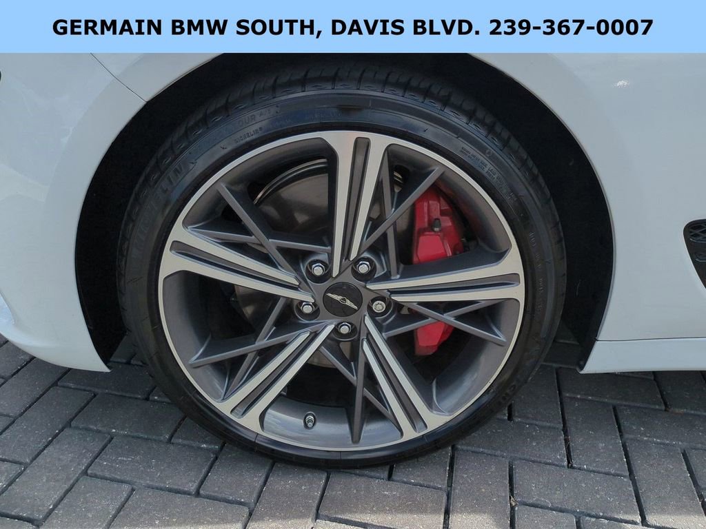 Used 2024 Genesis G70 3.3T Advanced w/ Sport Prestige Package image 11