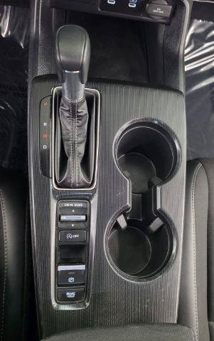 Used 2025 Honda Civic Sport image 24