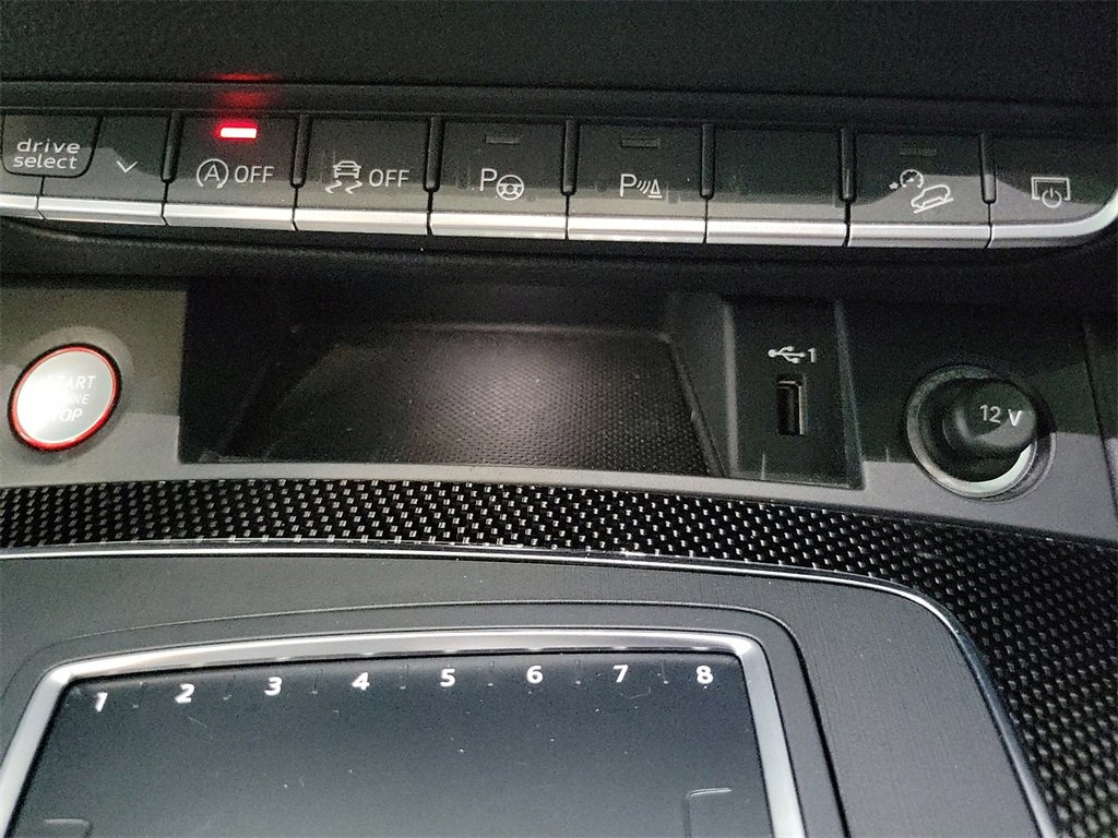 Used 2020 Audi SQ5 Prestige w/ Prestige Package image 12