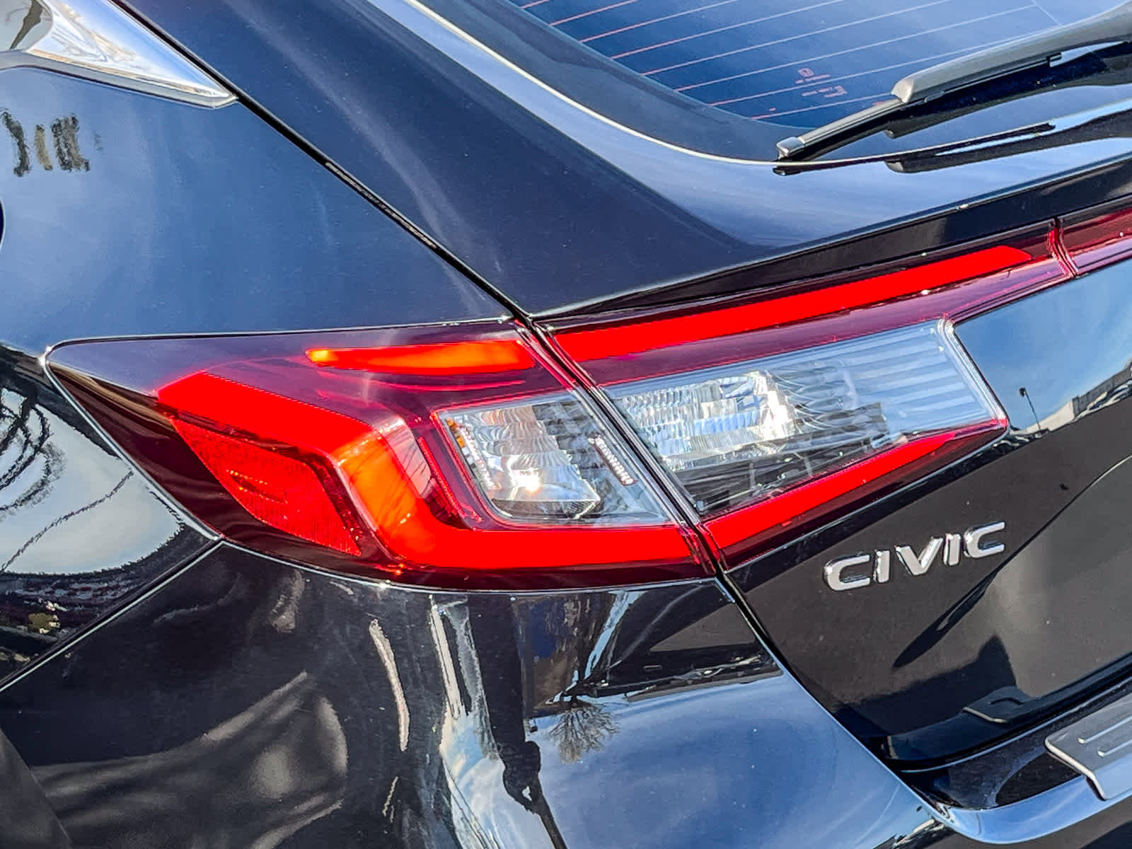 Used 2022 Honda Civic Sport Touring image 8