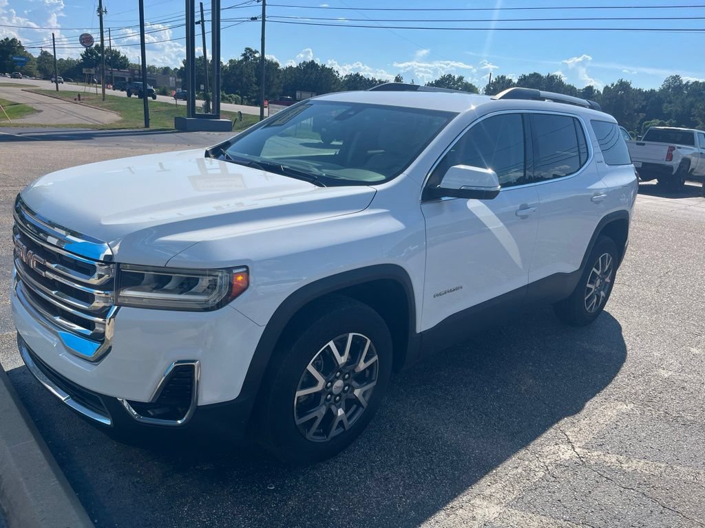 Used 2023 GMC Acadia SLT FWD image 1