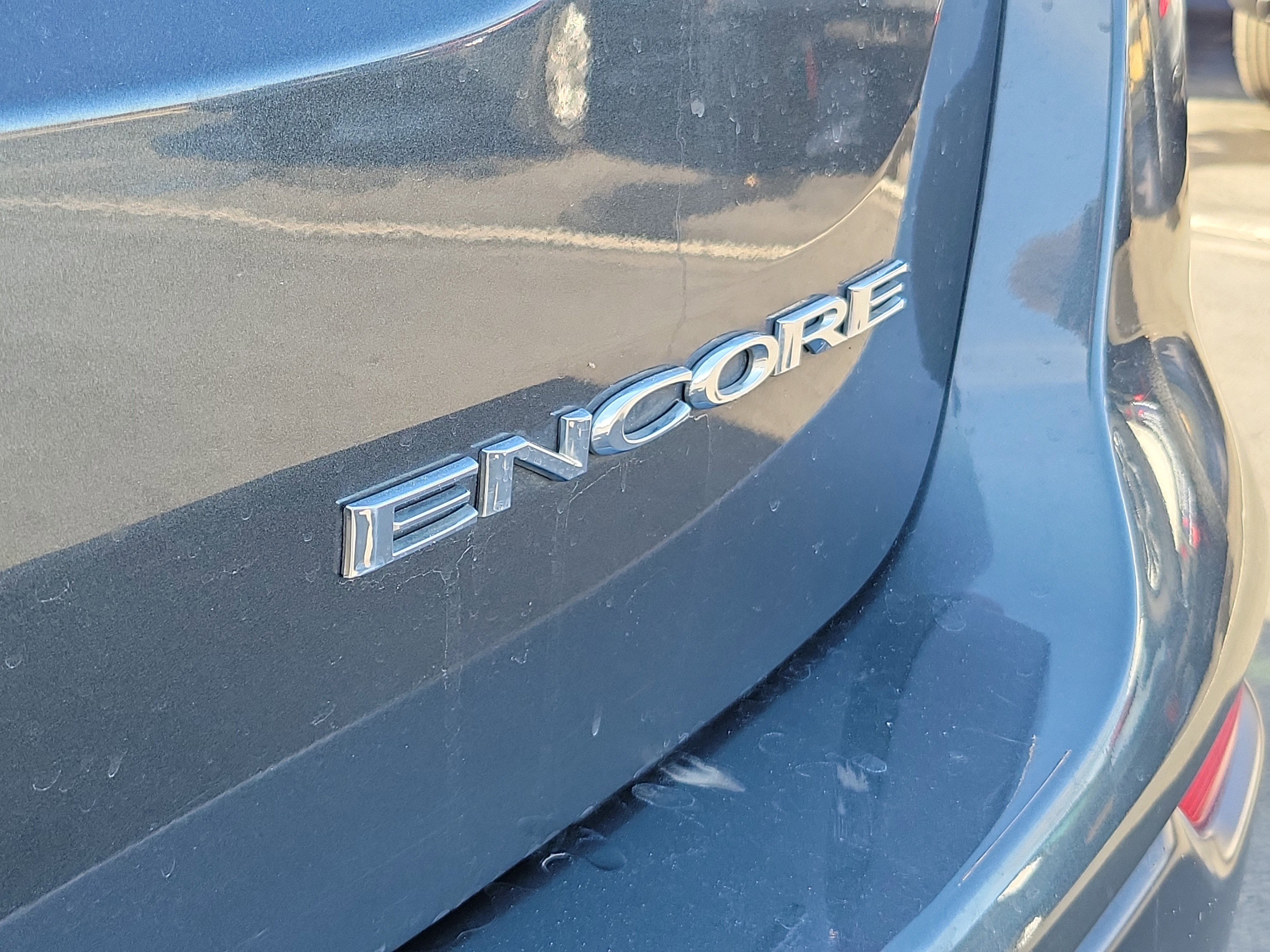 Used 2018 Buick Encore Preferred image 7