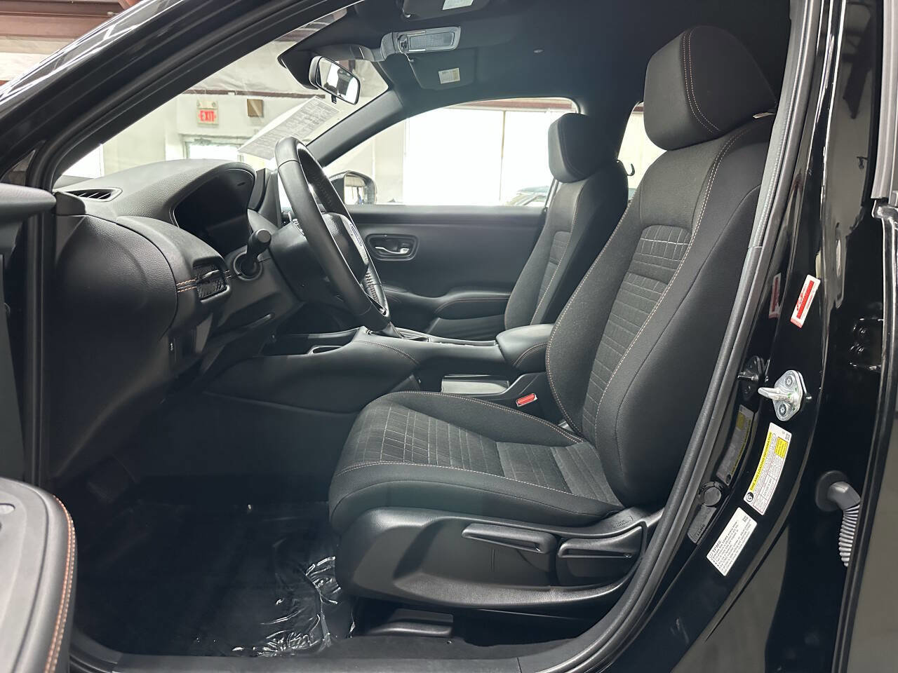 Used 2023 Honda HR-V Sport image 11