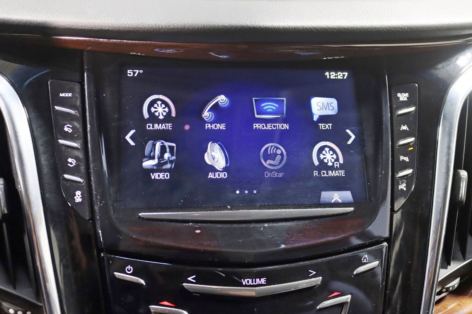 Used 2017 Cadillac Escalade ESV Luxury image 18