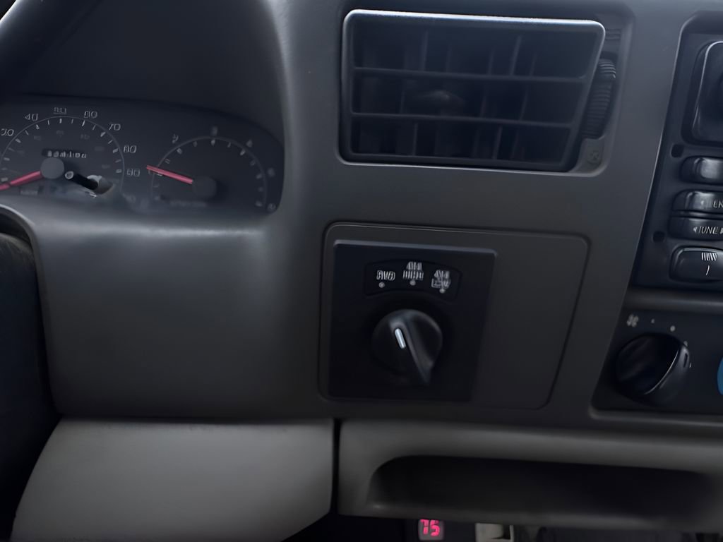 Used 2000 Ford F250 XL image 17