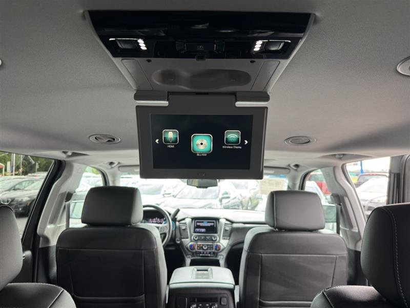 Used 2017 Chevrolet Suburban Premier AWD/4WD image 15