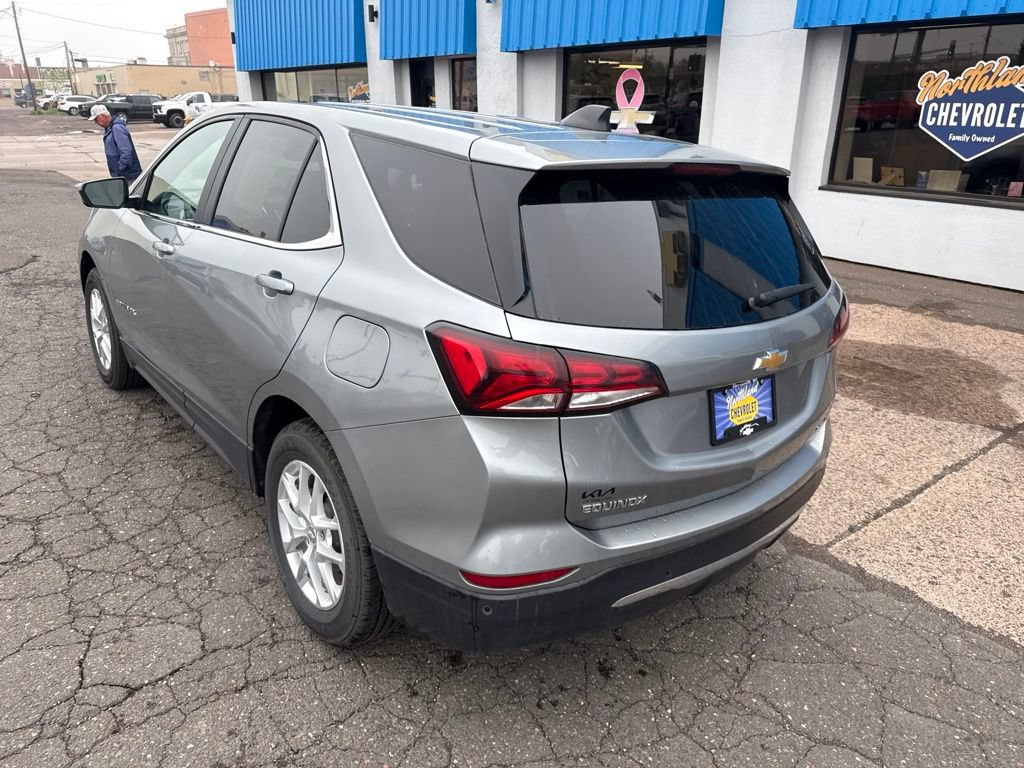 Used 2024 Chevrolet Equinox LT AWD/4WD image 12