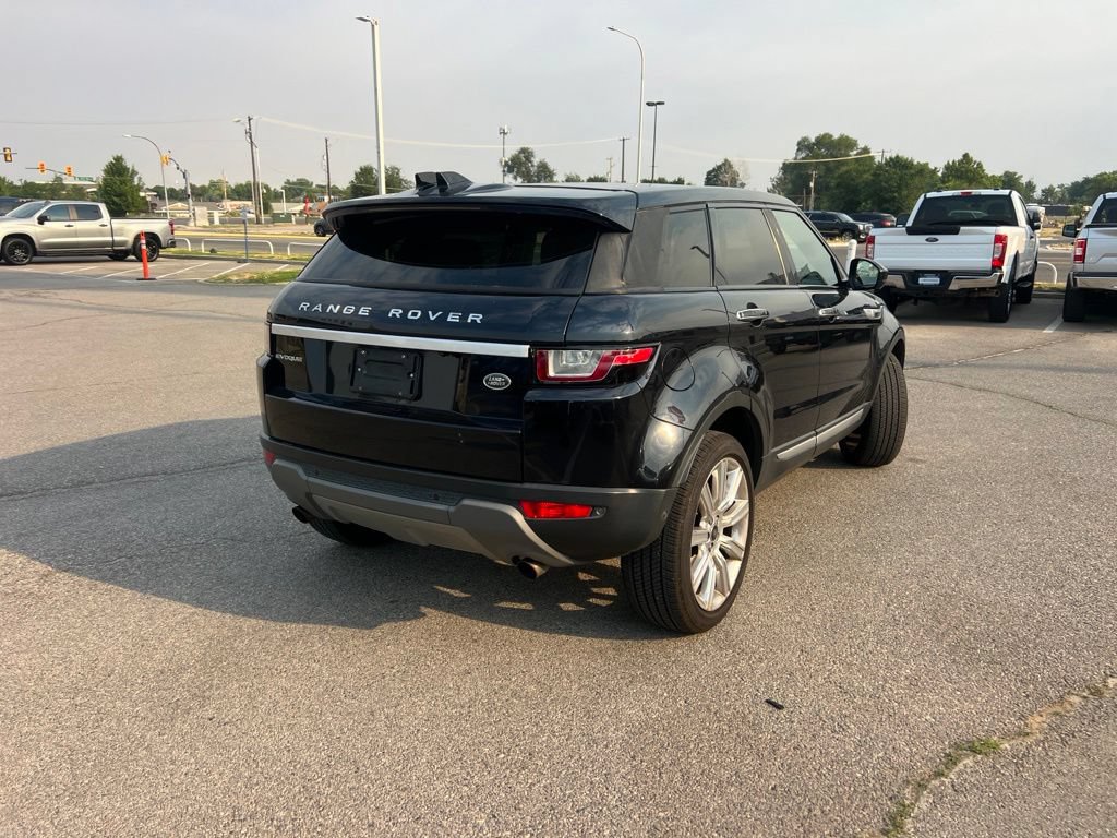 Used 2017 Land Rover Range Rover Evoque HSE AWD/4WD image 5